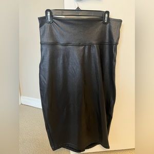 XL Spanx Leather Look Midi Skirt
